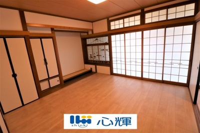 【和室】 | 西際波台3丁目中古家屋2階建 | フローリングとしております。