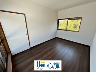 【洋室】 | 西際波台3丁目中古家屋2階建 | 2階寝室です。