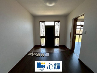 【玄関】 | 西際波台3丁目中古家屋2階建 | 玄関をスッキリ綺麗な空間にまとめます。
