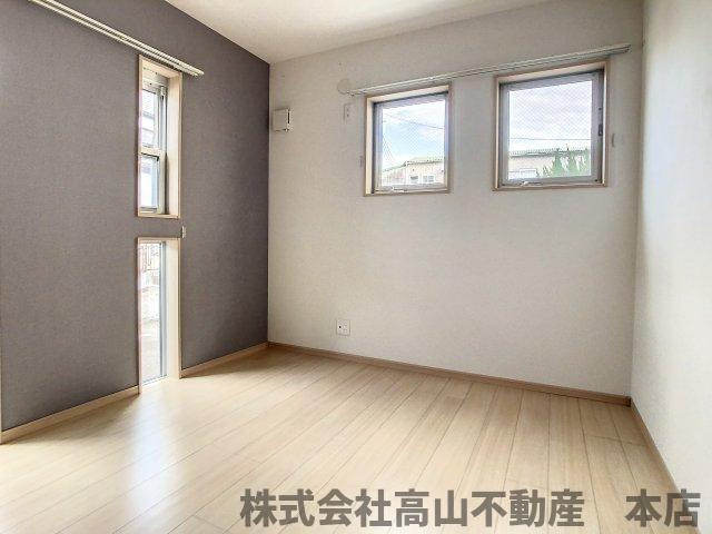 アルヴィータ東郷の寝室