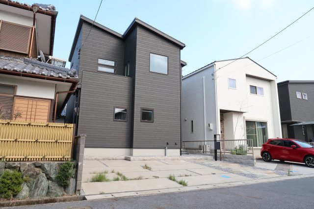 野洲市行畑2丁目　中古戸建の外観