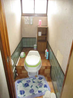 【トイレ】 | 能代市二ツ井町比井野・中古住宅兼倉庫（店舗）