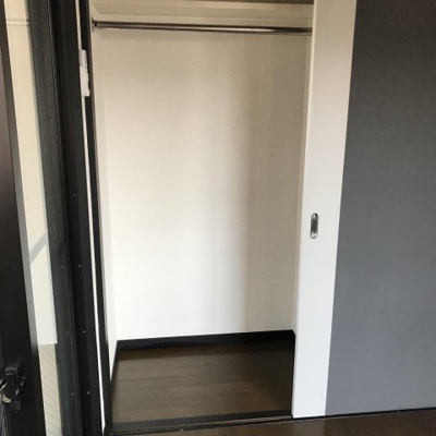 【収納】 | ピュアドーム博多エクセーヌ | 別号室の写真になります。現況優先。