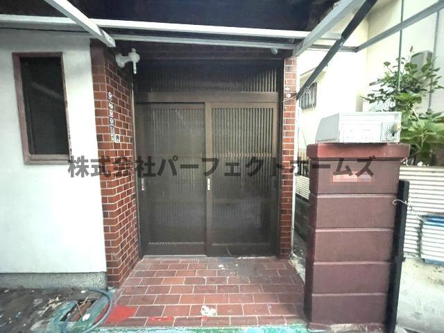 藤阪元町3丁目戸建　賃貸の玄関|毎日通る玄関はこちらです