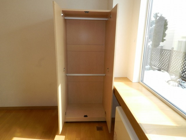 石崎コーポ５の収納|たっぷりとした収納スペースです