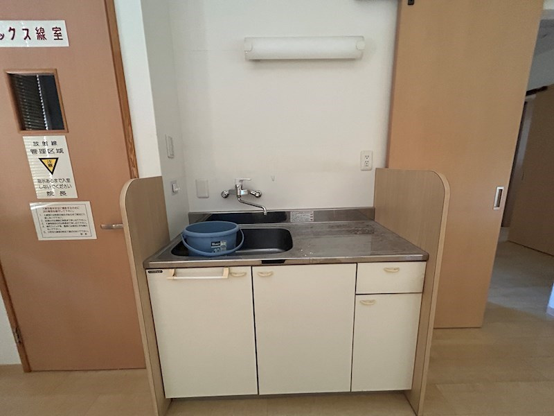 三ヶ日岡本貸店舗・事務所・診療所の内装