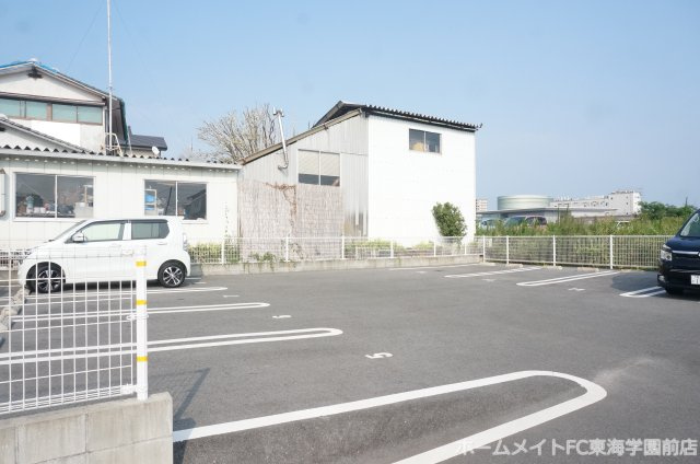 熊本市東区八反田１丁目のアパートの駐車場