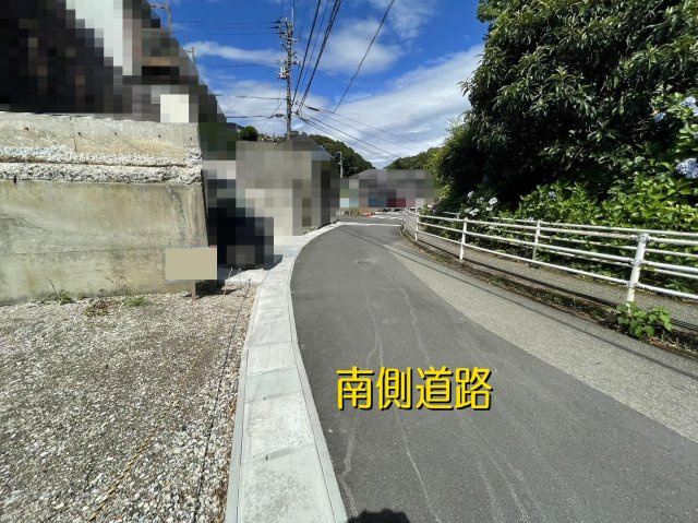 【前面道路含む現地写真】 | 高知市薊野北町3丁目