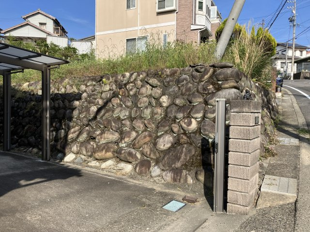 常滑市青海町1丁目の外観|62番　東側崖