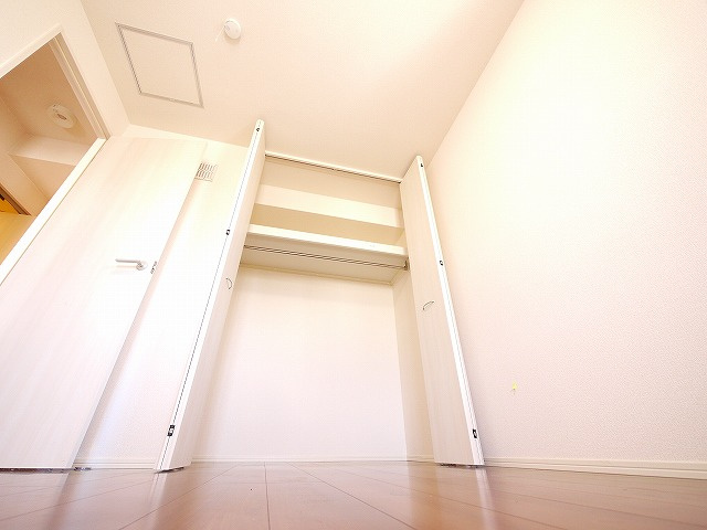 ソレイユ　ルヴァンAの収納