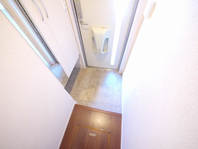 ソレイユ　ルヴァンAの玄関