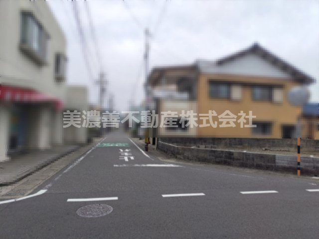 ６２００７　岐阜市黒野土地の前面道路含む現地写真