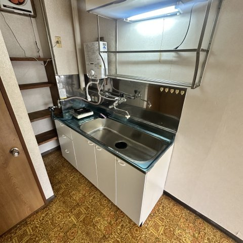 宝マンションのキッチン