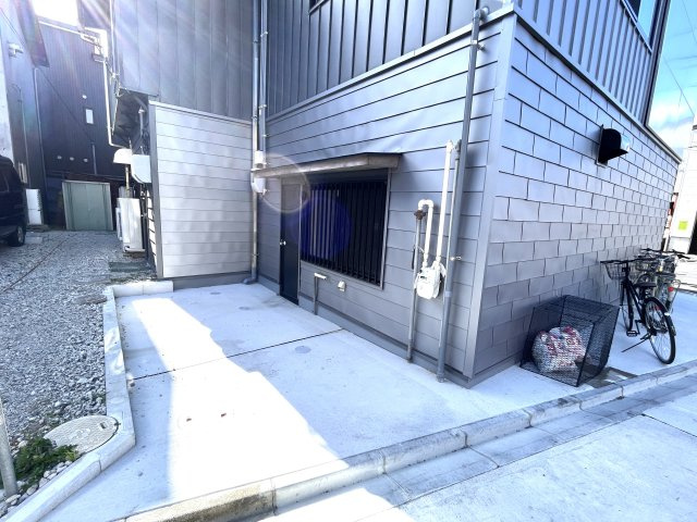 釜塚町店舗の外観