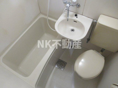 【浴室】 | エスタイル小阪(河内小阪賃貸） | お風呂で日々の疲れを落としましょう