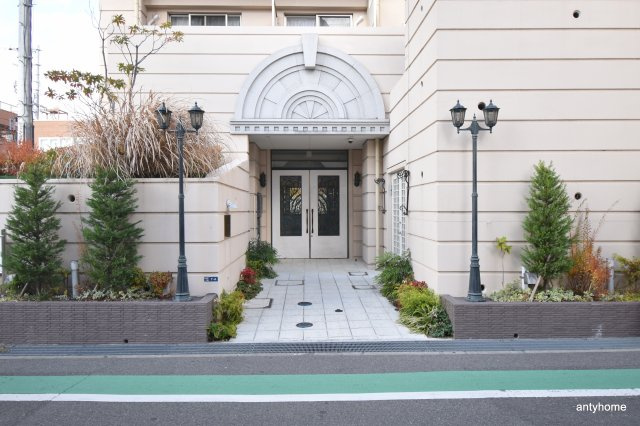 アリビオ千里豊津　仲介手数料無料のエントランス