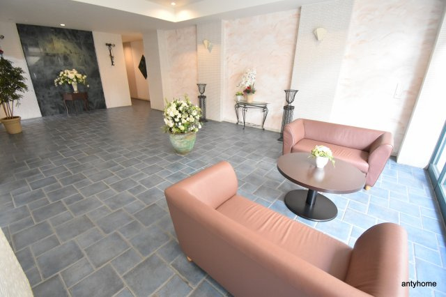 アリビオ千里豊津　仲介手数料無料のロビー