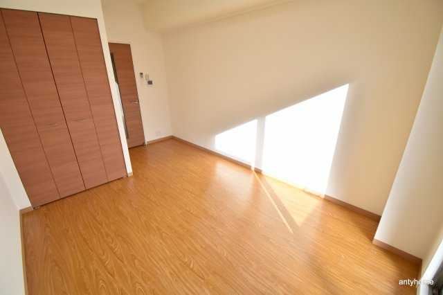 アリビオ千里豊津　仲介手数料無料の寝室