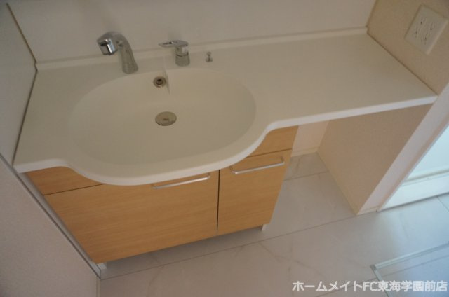 熊本市東区神園２丁目のアパートの洗面所