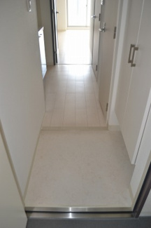 【玄関】 | エスリード阿波座レジデンス | シンプルで使いやすい玄関です