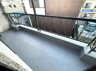 【バルコニー】