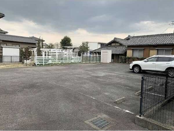カーサ陽だまりの駐車場