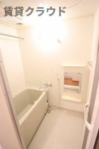 メゾン・ソレイユの浴室|ゆったり過ごせるお風呂です