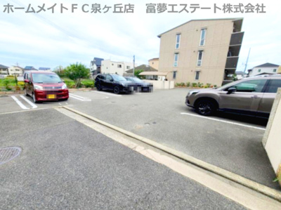 【駐車場】 | オーヴェスト