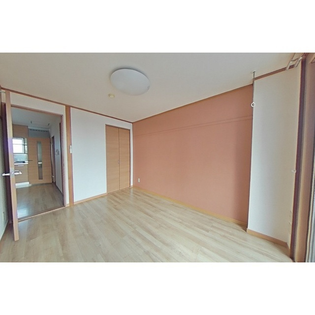 メゾン新明の居間・リビング|南東洋室