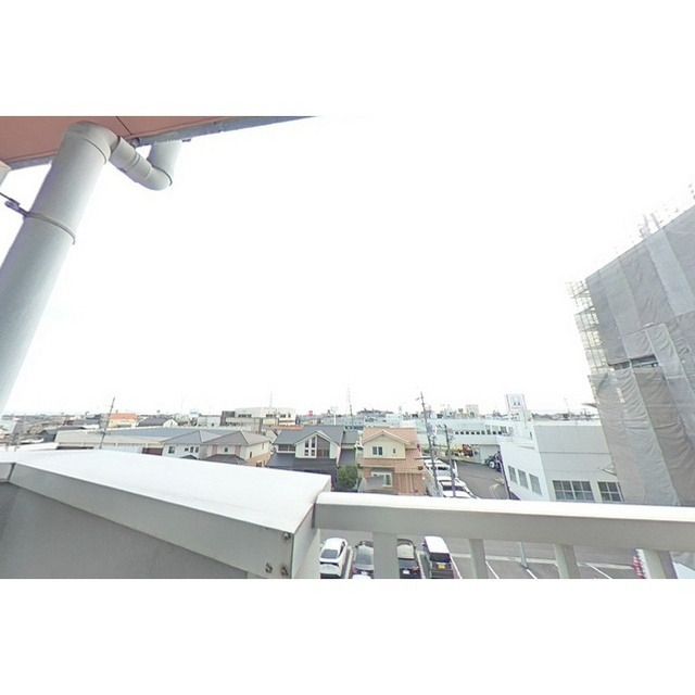 メゾン新明のその他|ベランダより