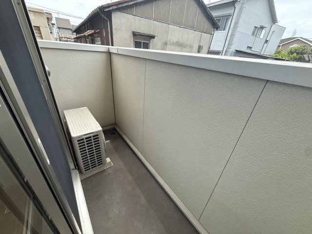 アンソレイエ飾磨　Ⅱ番館のバルコニー