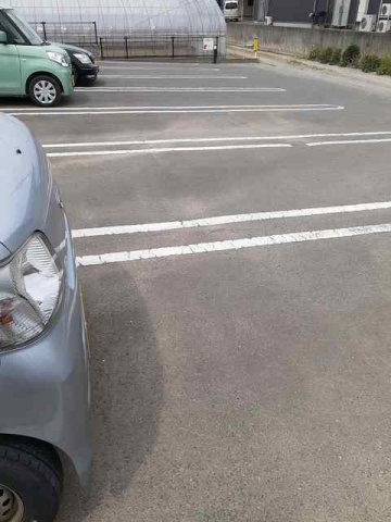 パストラーレの駐車場