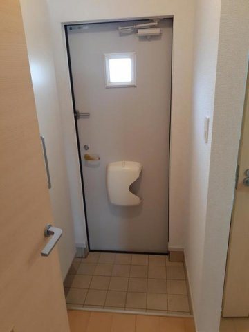 パストラーレの玄関