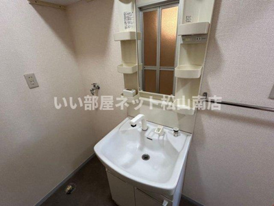 【洗面所】 | グリーンパーク佐伯　A棟