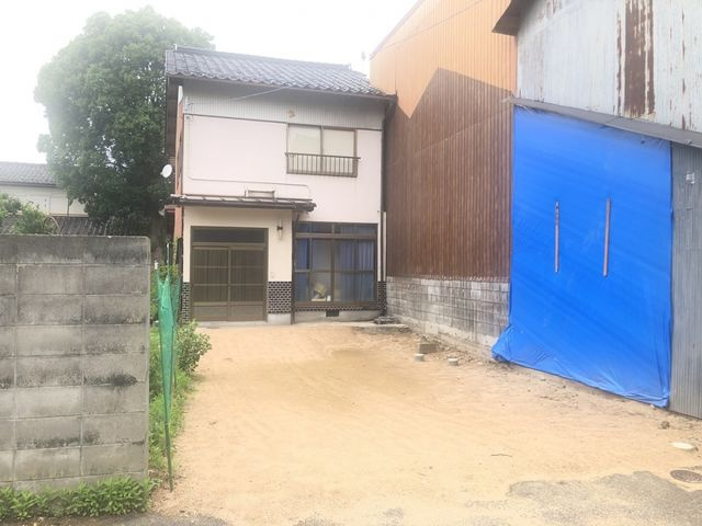 出石町松枝　中古戸建　4DKの外観|駐車可能です！