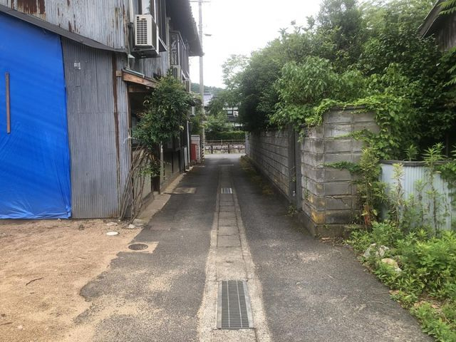出石町松枝　中古戸建　4DKの外観|前面道路含む現地写真