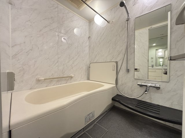 浴室乾燥機付浴室　1418サイズ