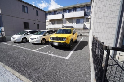 【駐車場】 | エバーグリーン 九番館