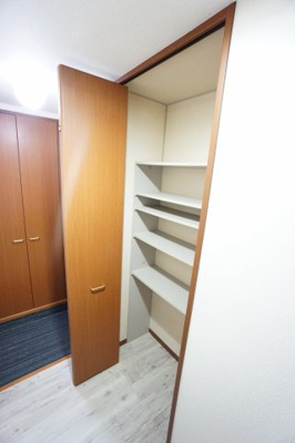【収納】 | エバーグリーン 九番館 | ※同物件、同タイプの写真です。


