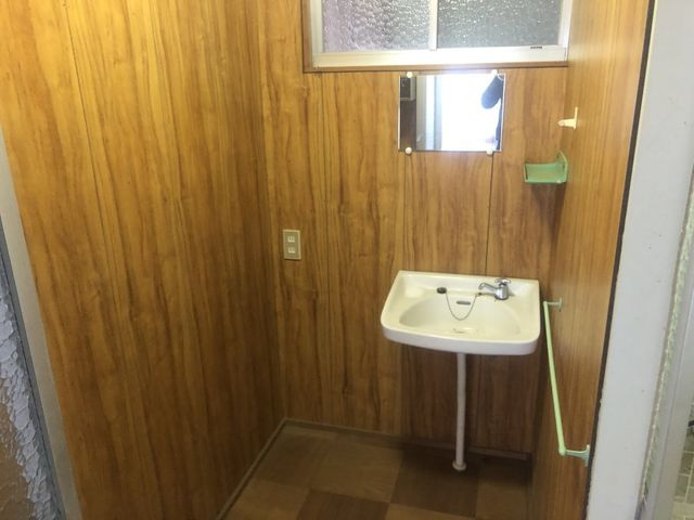 出石町東條 中古戸建 4K+Sの洗面所|洗面所