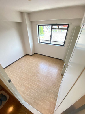 【洋室】 | プリムローズ