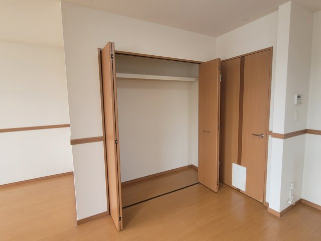 明石市二見町東二見のアパートの収納