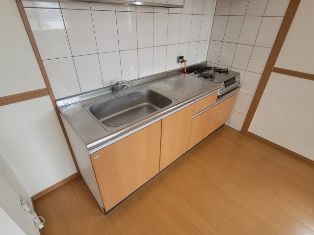明石市二見町東二見のアパートのキッチン