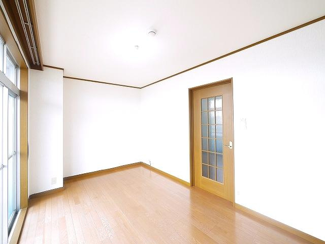 マンション　ヒライの洋室