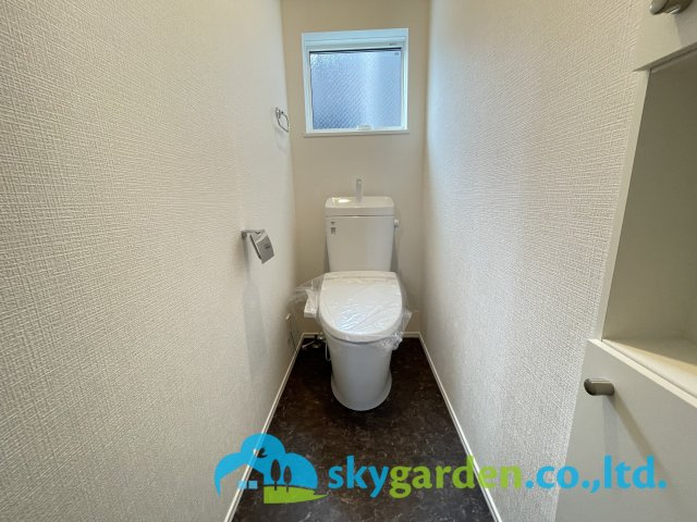 平塚市広川　新築戸建　全4棟3号棟のトイレ|1Ｆトイレです