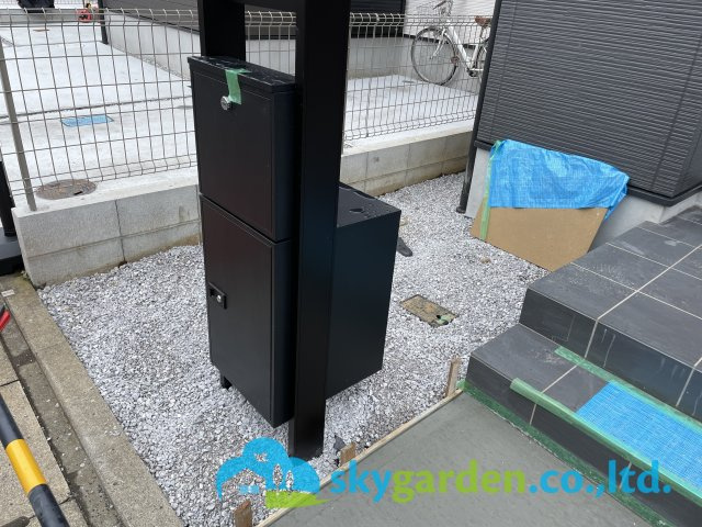 平塚市広川　新築戸建　全4棟3号棟の設備|宅配ボックス付き