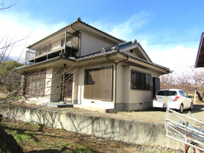 【外観】 | 【再生住宅】倉庫付き　南アルプス市川上 | 外観もきれいです