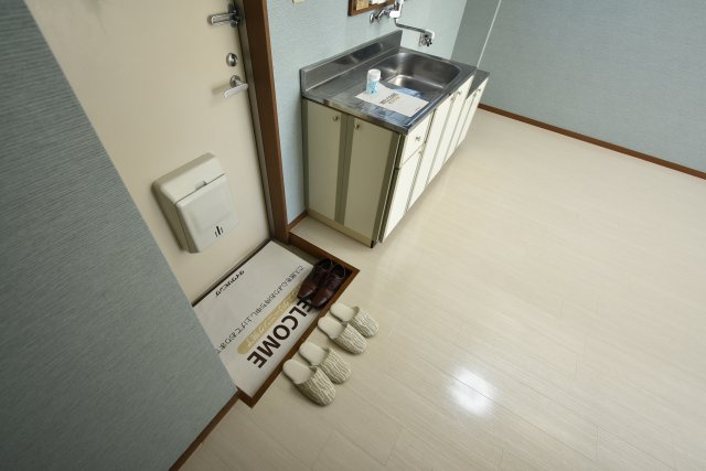 【玄関】 | コミューン岩嶋 A