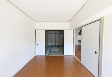 パストラル羽衣のその他|明るい室内です