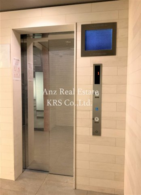 【その他共用部分】 | リーガル京町堀Ⅱ | エレベーターは防犯カメラが付いているので、安心です♪